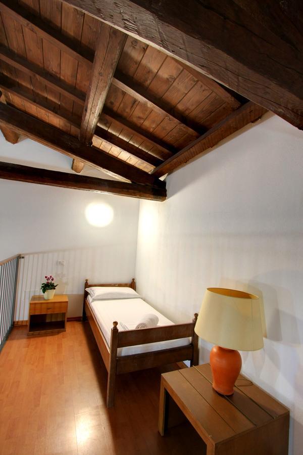 Marina Hostel *